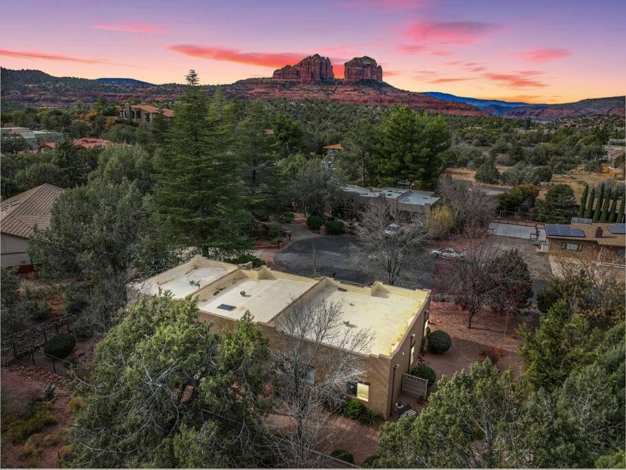 Villa Sedona Retreat W/ Tesla Mobile Charger Exterior foto